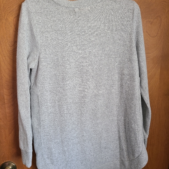 🦩3/$30 Mesh and Lace Gray Holiday Sweater - Picture 4 of 4